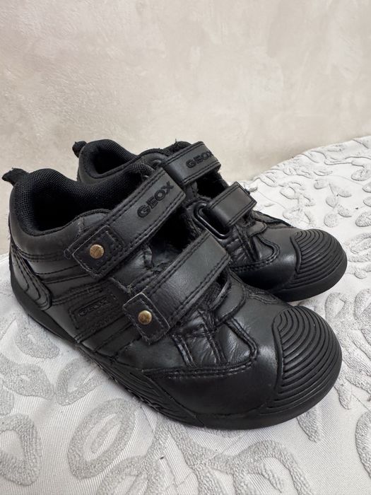 Детские демисезонные ботинки Geox Savage 30 черно-серые