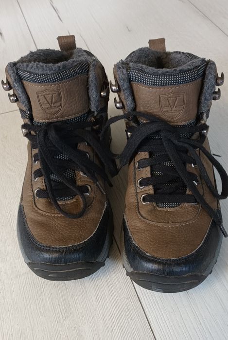Buty chłopięce zimowe rozm. 33