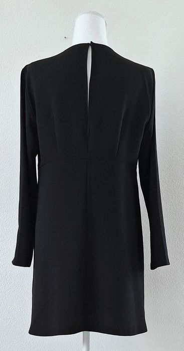 Vestido preto (Zara)