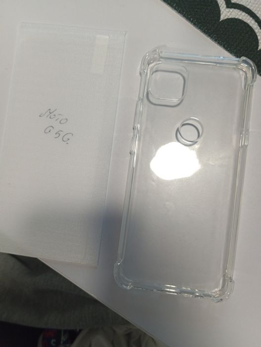 Szkło hartowane i etui Motorola Moto 5G
