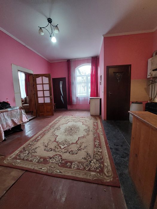 Продаж 1-кім. квартири 46 м.кв., вул. Дрогобицька