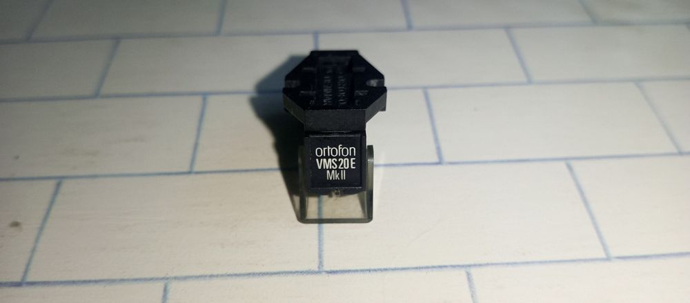 Програвач вінілу-Micro Seiki Universum 6000
