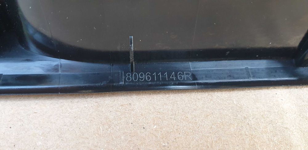 sandero stepway III 3 panel obudowa przełączników drzwi lewy