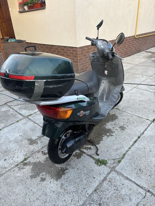 Скутер  PIAGGIO.