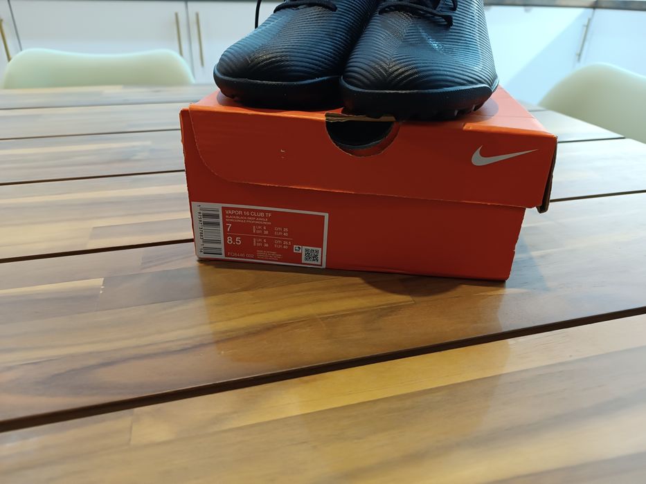 Chuteiras Nike vapor 16