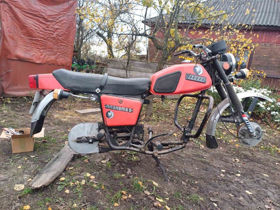 ИЖ планета 5 1991р продам по запчастинам