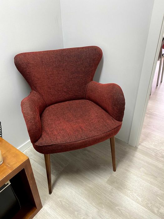 cadeiras e cadeirões