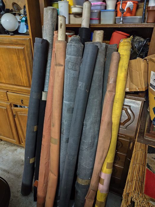 Rolos de varias cores para desocupar