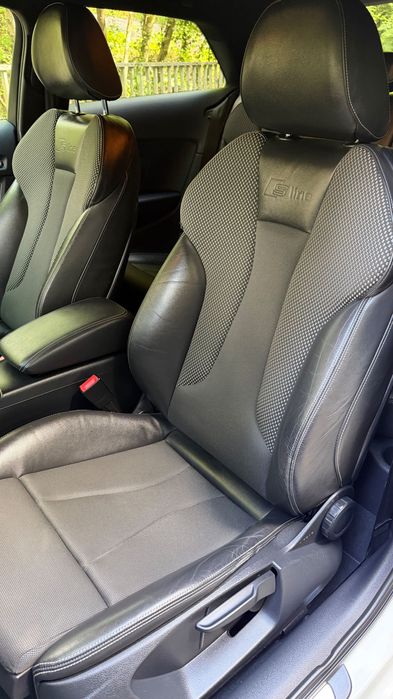 (Reservado) Audi A3 S-Line 2.0 TDI 150cv |Distribuição Nova | Garantia | Impecável