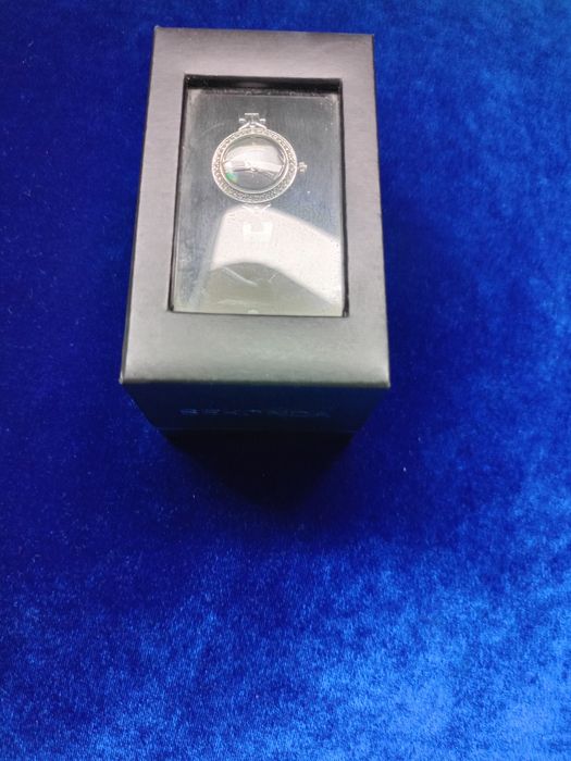 Продажа женские часы SEKONDA