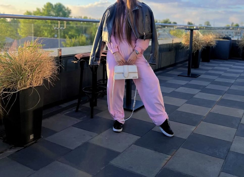 Велюровый костюм