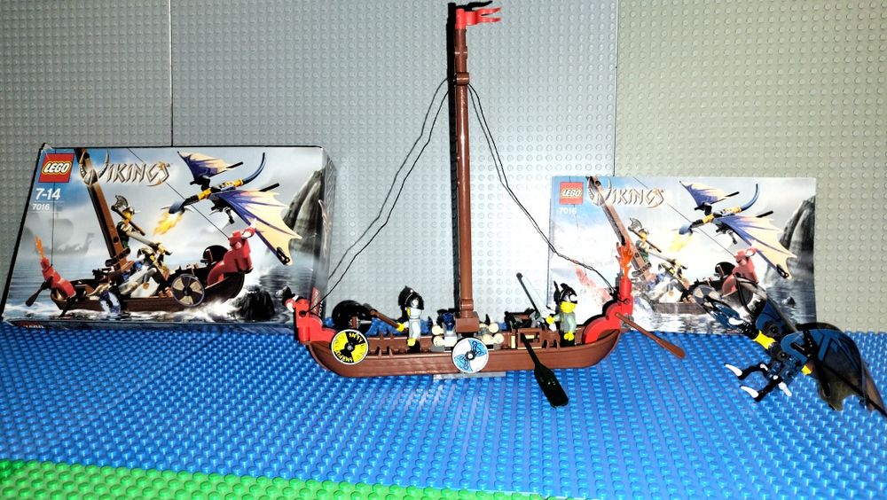7016 LEGO vikings