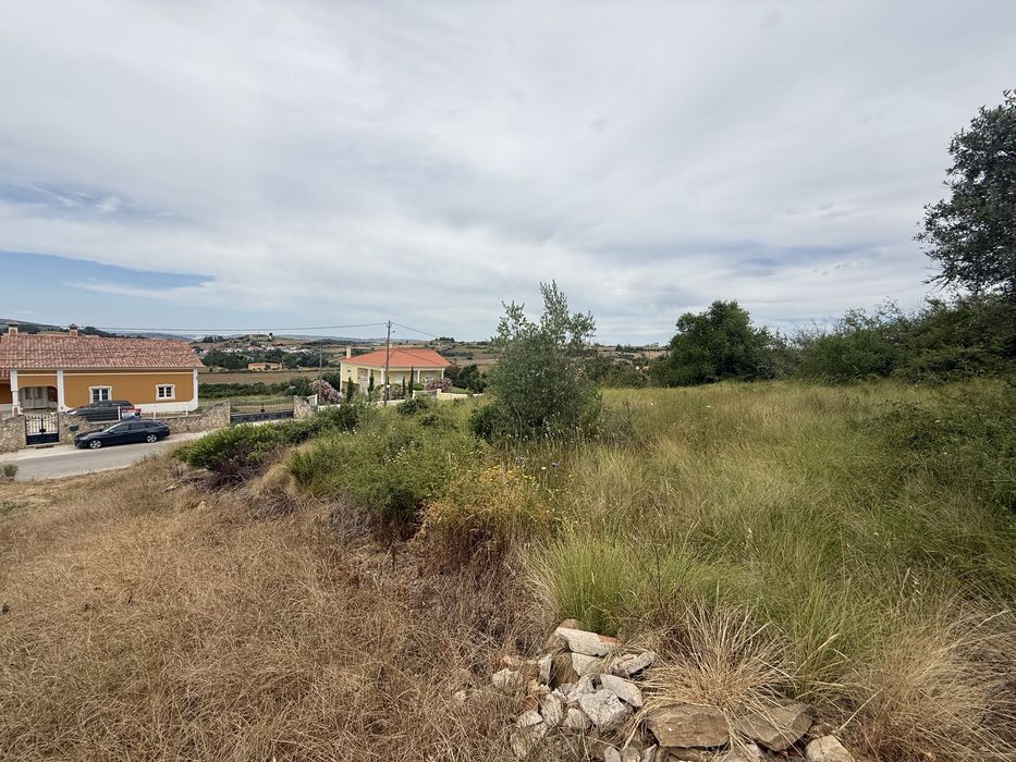 Terreno Urbano a 7 minutos de Sobral Monte Agraço