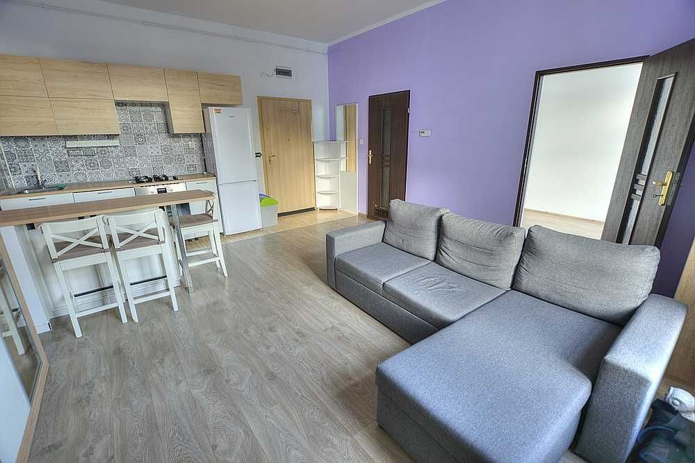 REZERWACJA - 3 pokoje, II piętro, bezczynszowe