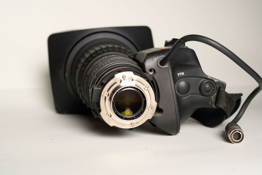 camera Sony 3 CCD DV cam DSR-500WSP + Objetiva YJ12x6.5B4