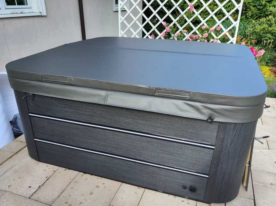 Nowa pokrywa termiczna do jacuzzi 215 x 215 cm