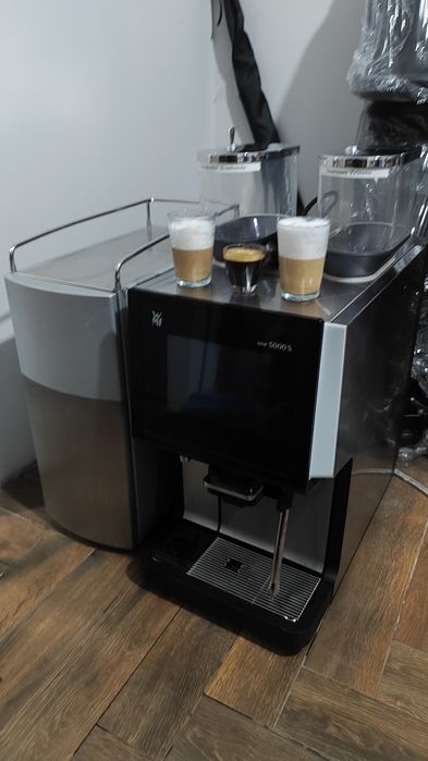 Кавомашина WMF 5000 S