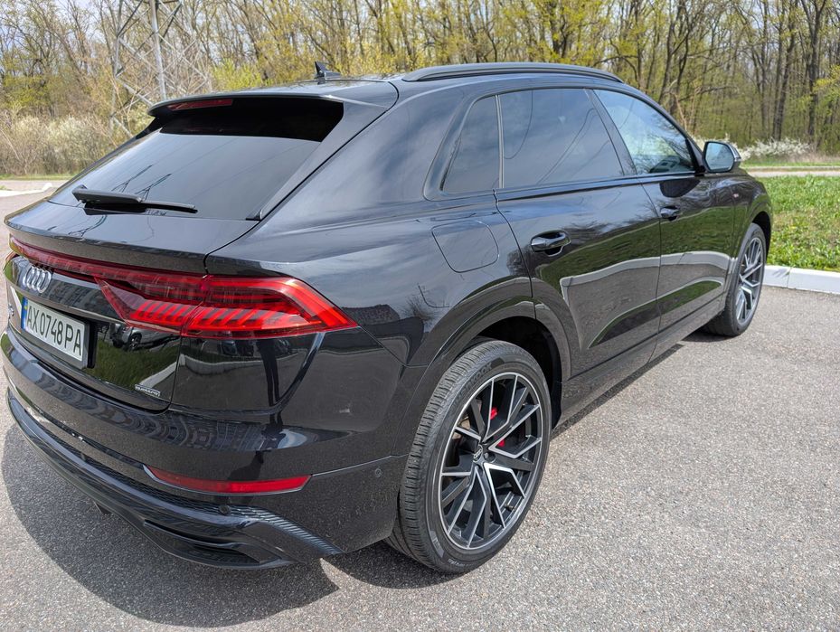 Audi Q8 Premium Plus S-line 2020 рік