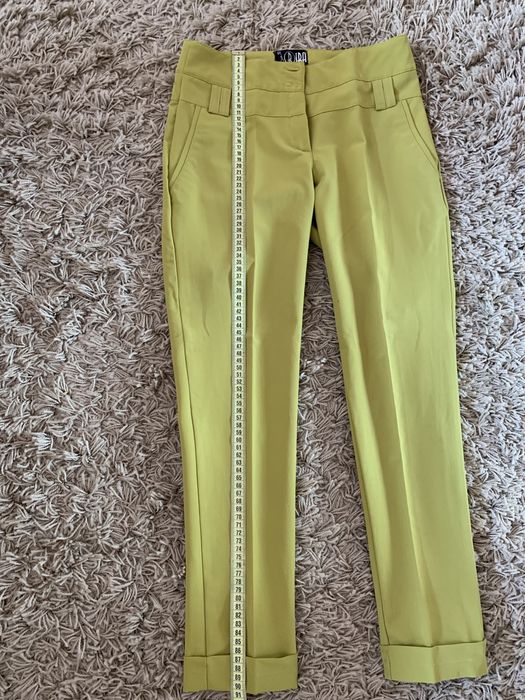 Оливкові штани