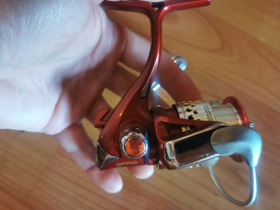 Kołowrotek spro red arc 2000