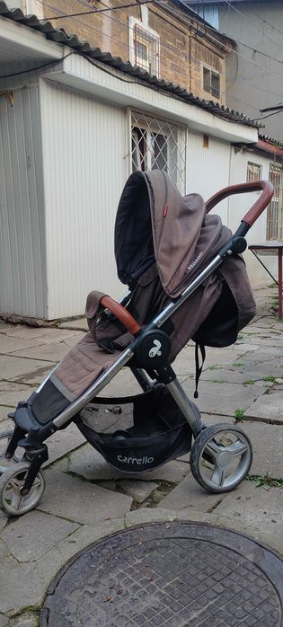 Продам дитячу коляску Carello Milano.