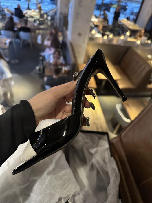 мюлі чорні лакові