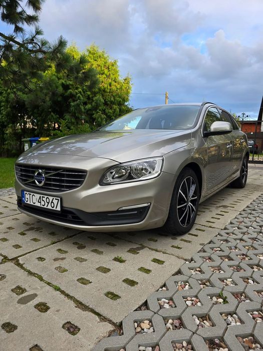 Volvo V60 Zadbany egzepmlarz