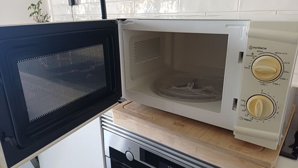 Micro-ondas usado