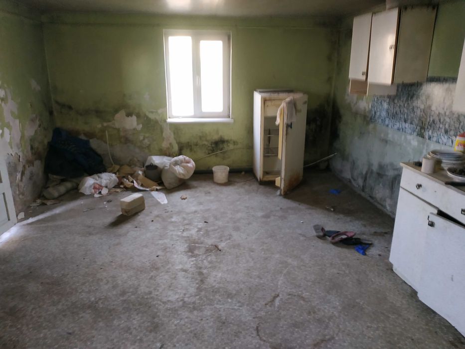 Велика Балка, цетр, коробка з літньою кухнею та погрібом на 21 сотках