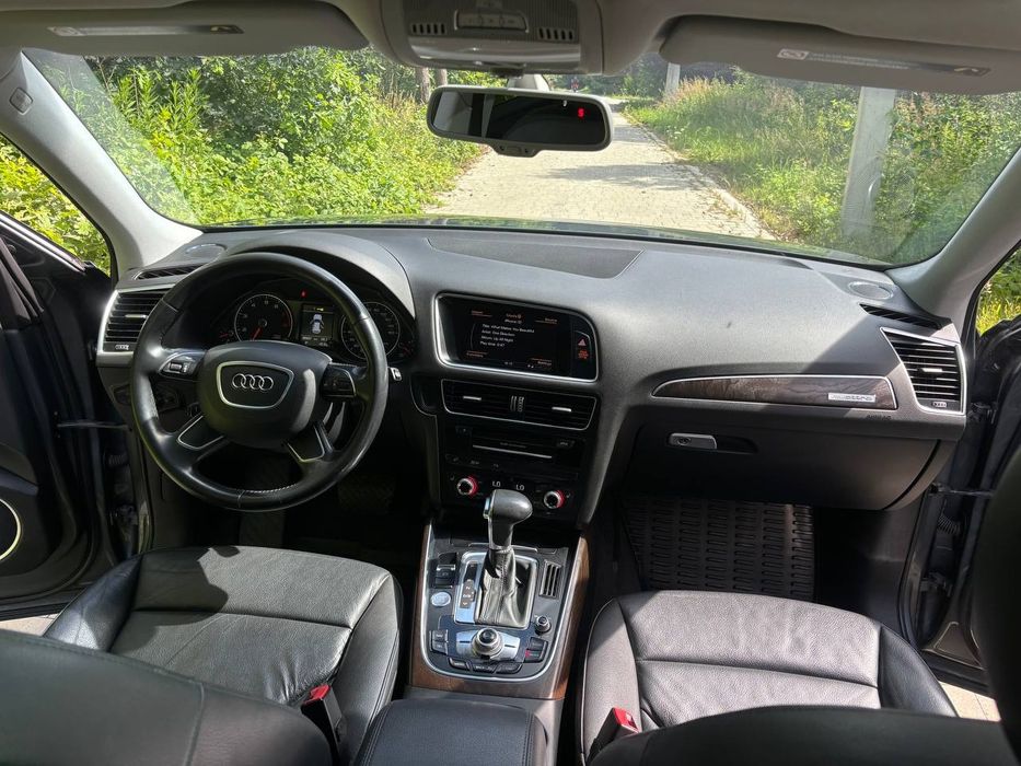 продам авто AUDI Q5 2015 рік