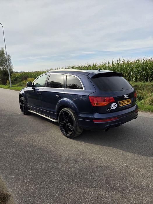 Audi Q7 s-line 3.0 TDI quattro Anglik 7 osobowy  v5c