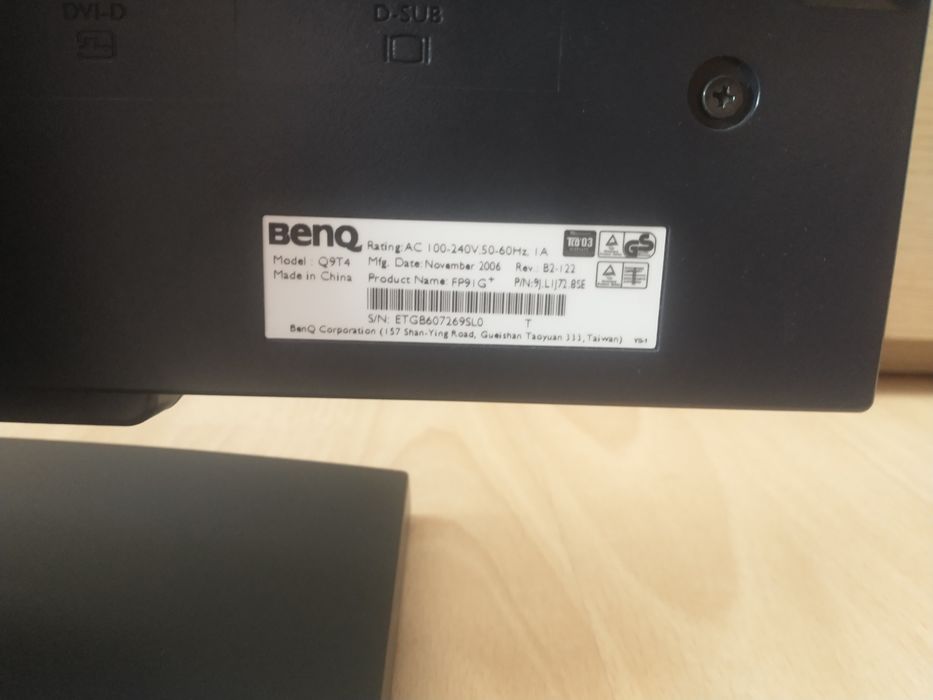Monitor komputerowy BENQ Q9T4 19'' stan bardzo dobry