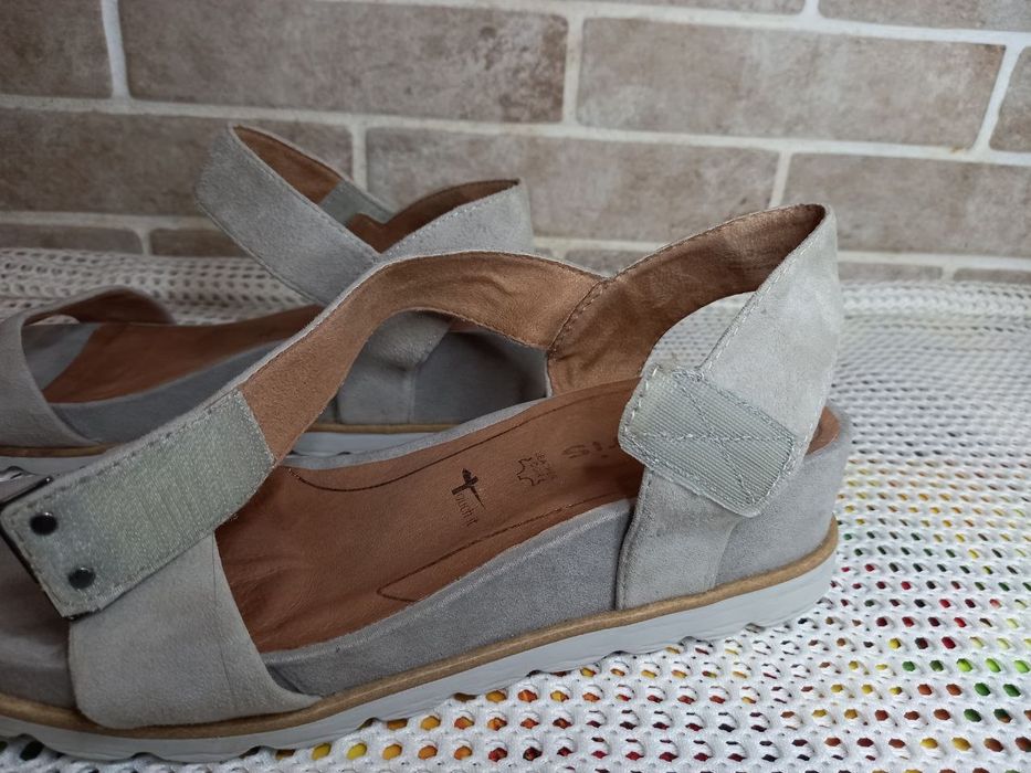 Босоножки Tamaris 40р