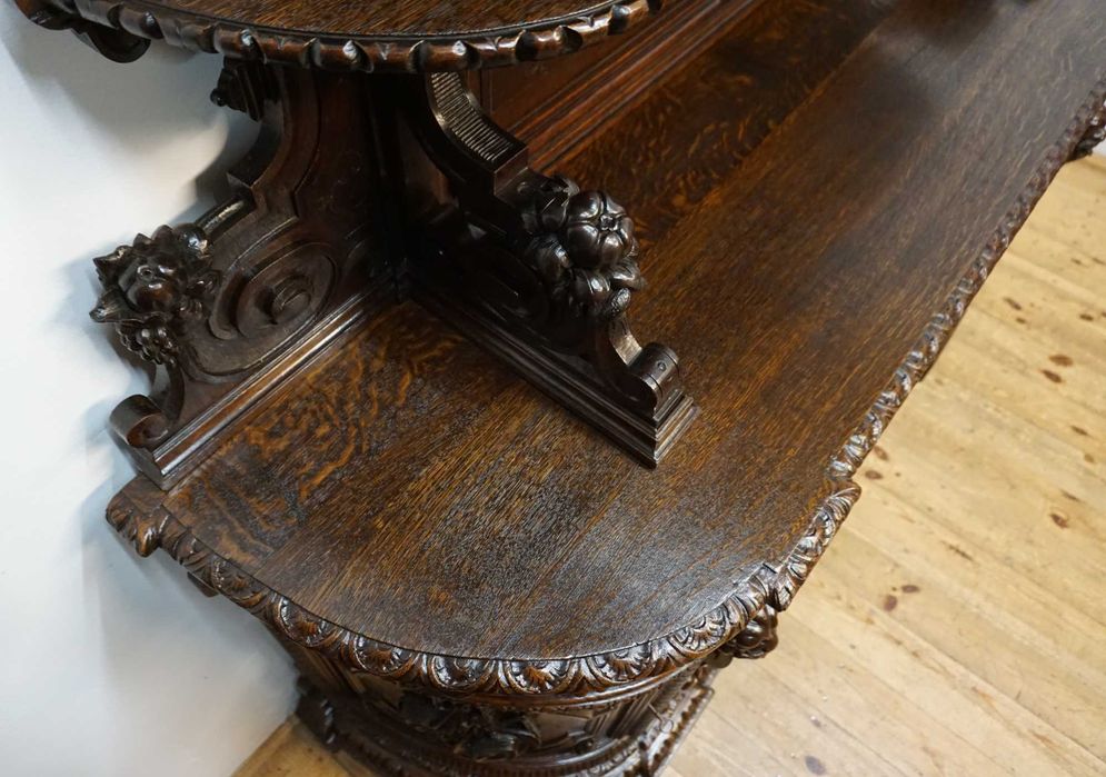 Stary myśliwski bufet komoda z dużą bogato rzeźbioną nadstawką orygina