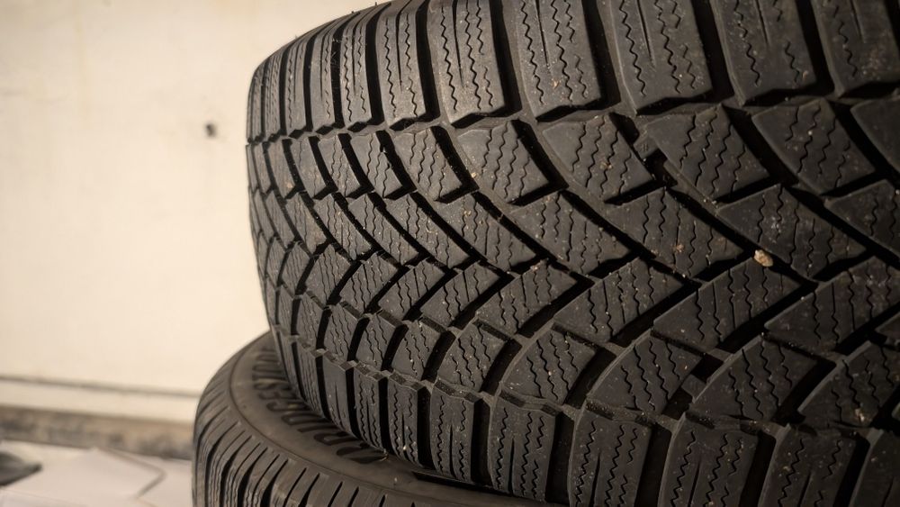 Opony zimowe Premium Bridgestone Blizzak 215/60/R16
