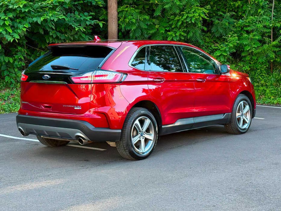 Ford Edge Titanium      2019