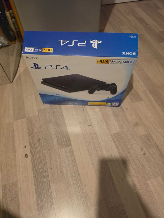 PlayStation 4 Slim 500GB | Komplet w pudełku + GTA V + Fifa 22+ Pad (Stan Super!