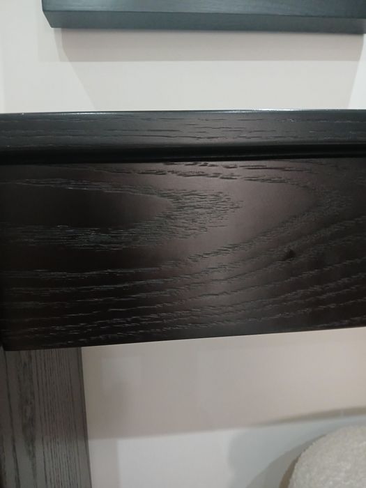 Aparador com espelho