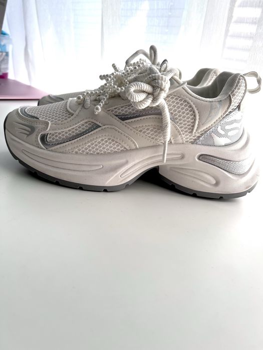 Buty sportowe r.39
