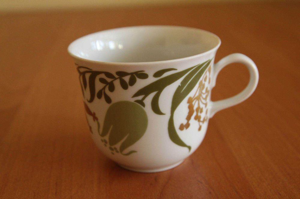 Zestaw kawowy filiżanka i 2 talerze - GDR 1777 Henneberg Porzellan