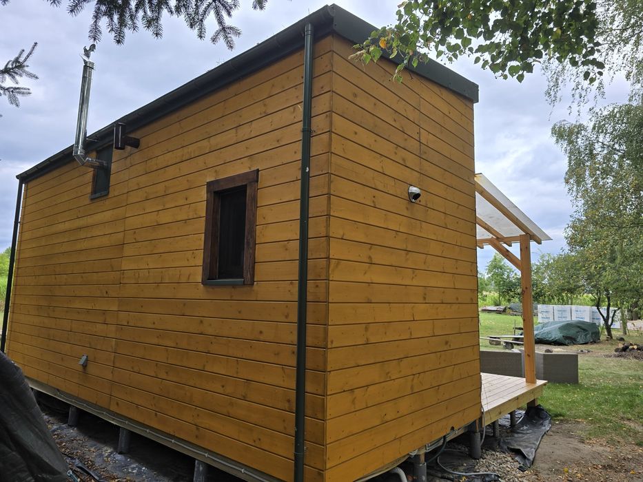 Domek drewniany naturalny całoroczny Tiny House do przeniesienia w cał