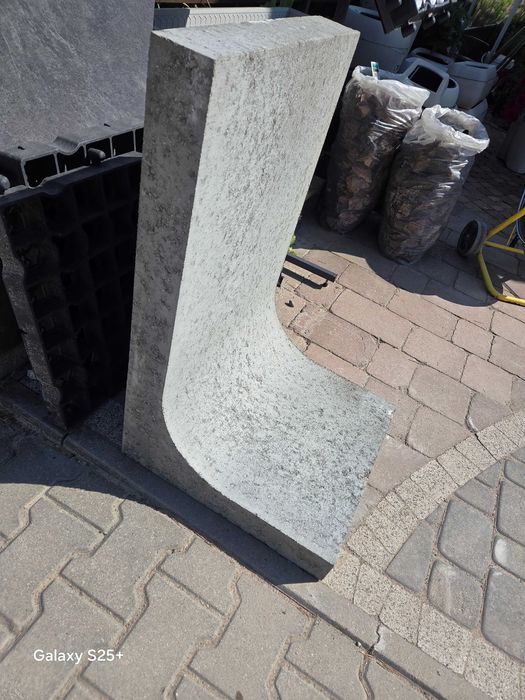 Murek oporowy, L-ka 50x50x80 szara
