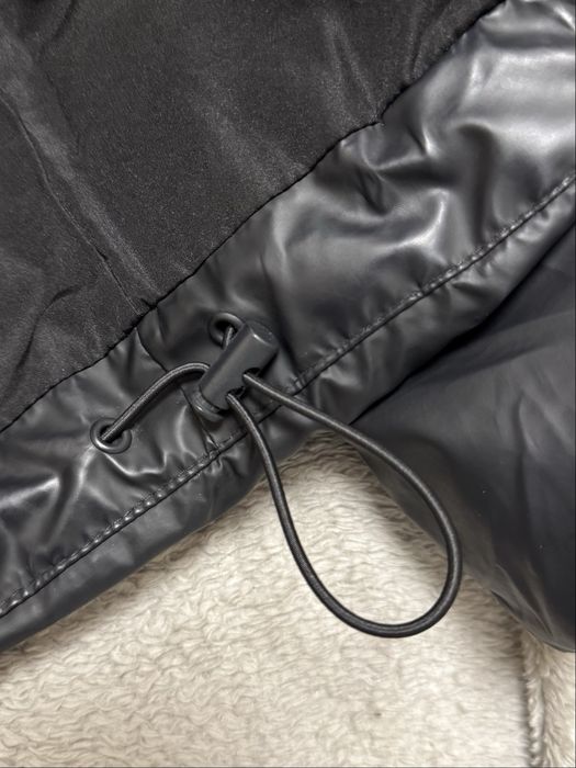 Куртка - пуховик чорна