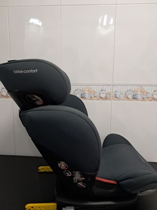 Cadeira auto Bebé Confort com Isofix