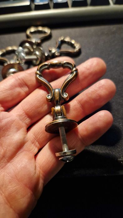 klameczki vintage do mebli