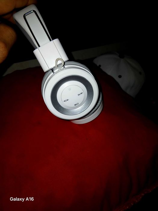 Uns fones de ouvir música