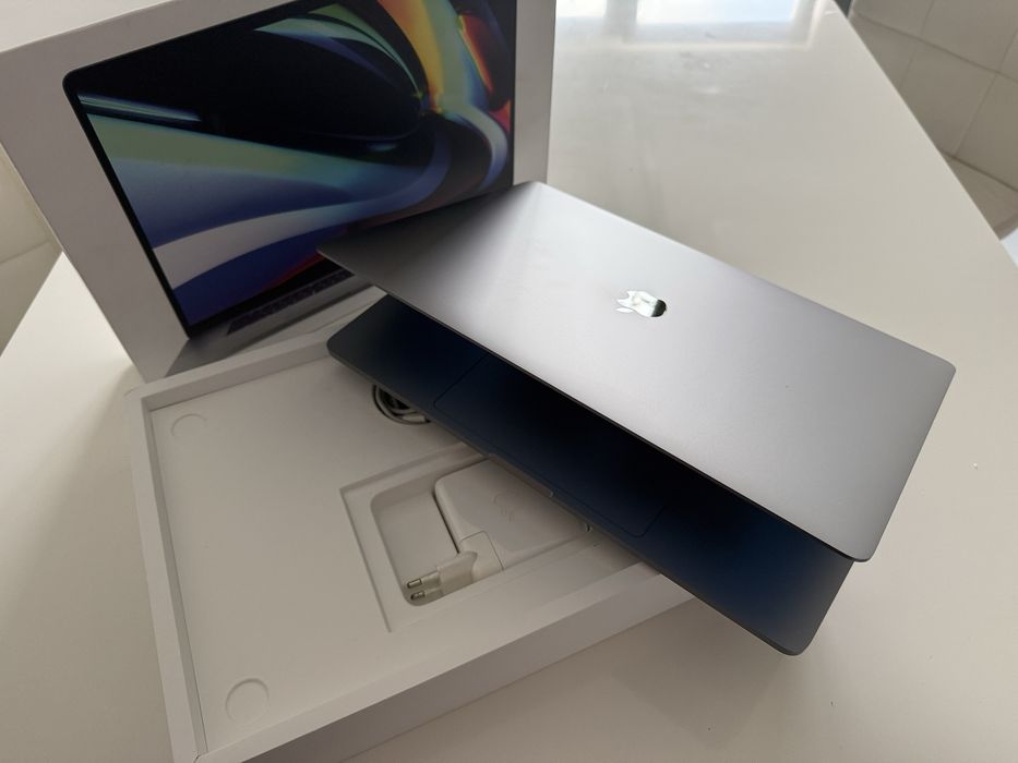 MacBook Pro 16" A2141 (16gb/512)