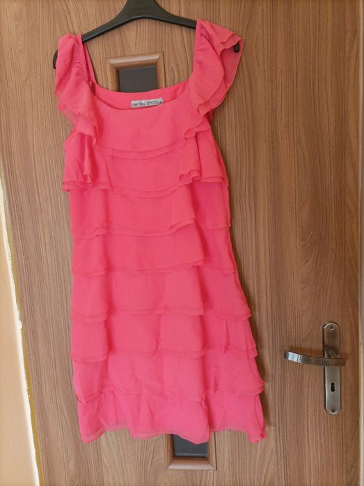 Elegancka sukienka