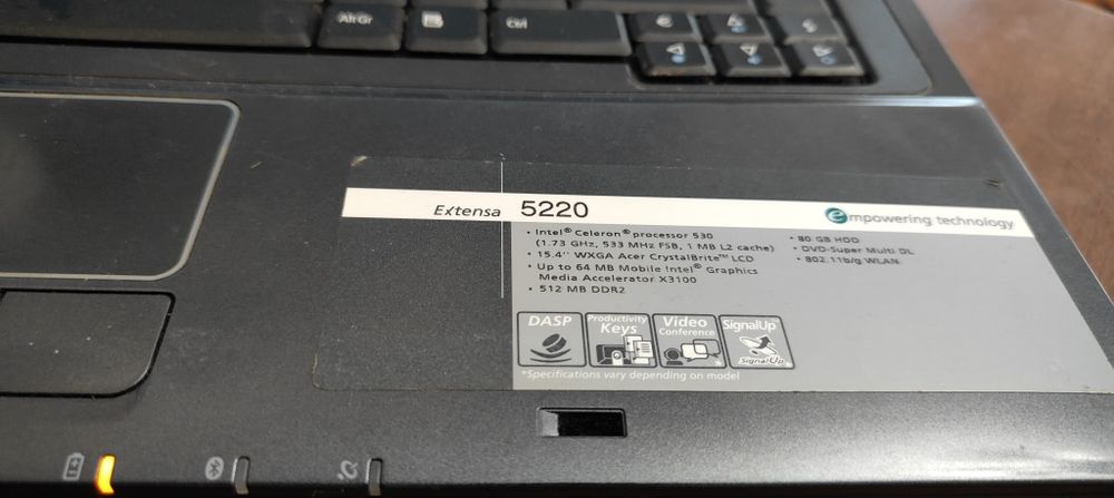 3 laptopy Acer tanio