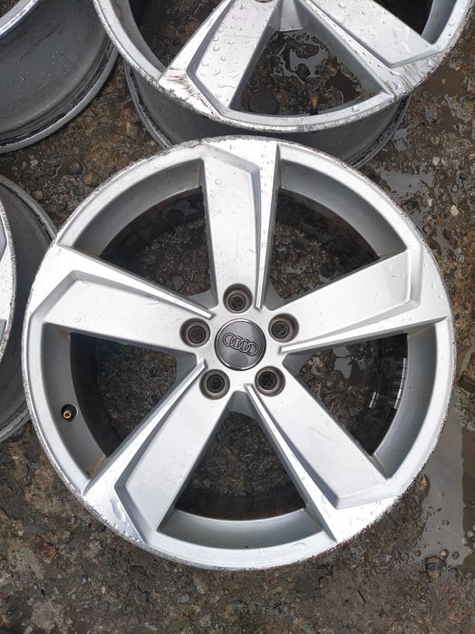 Felgi alufelgi 18 5x112 audi S3 8v a3 oryginalne